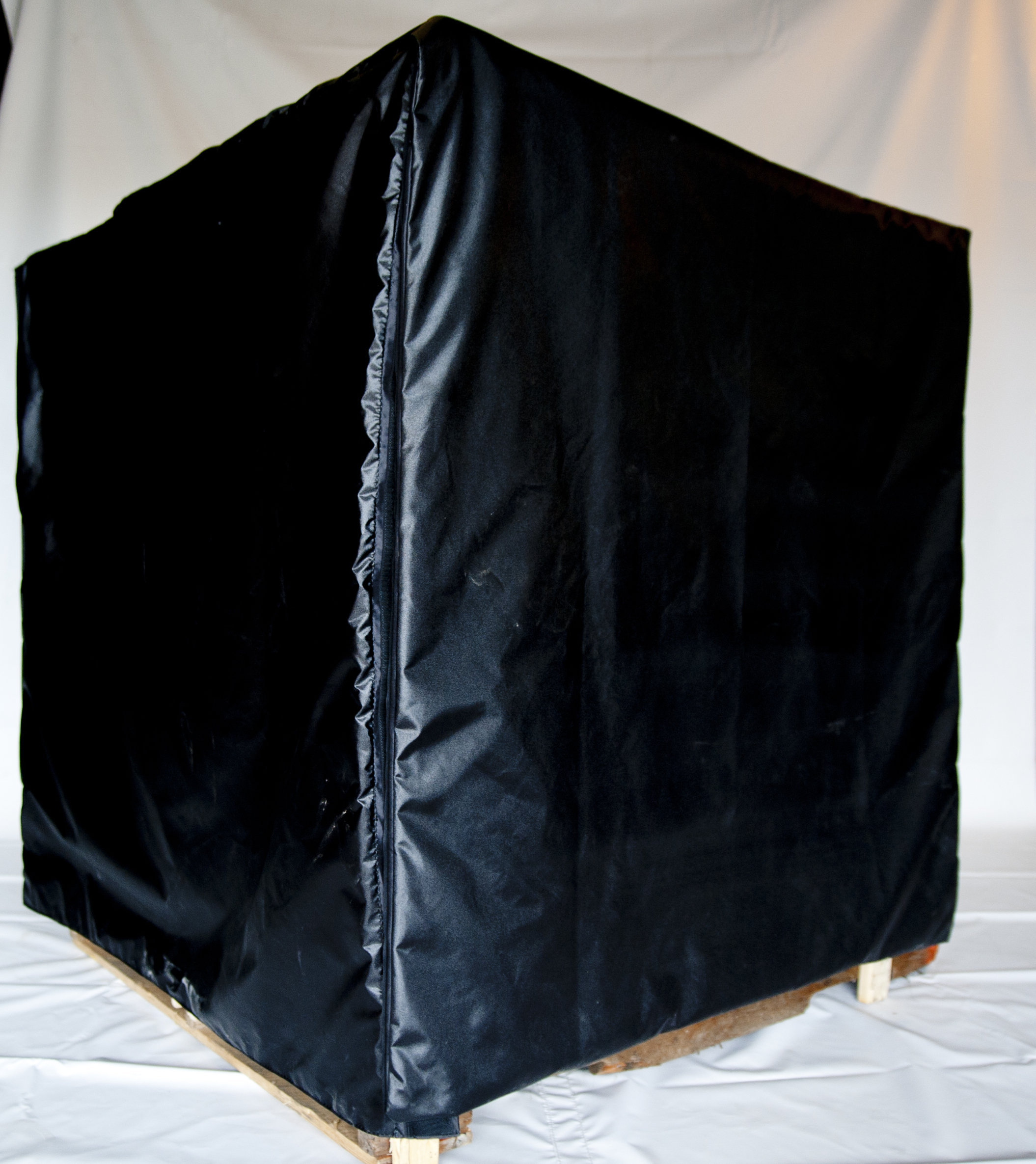 Heavy Duty Plastic Pallet Covers for Warehouse Storage